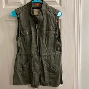 Cargo vest